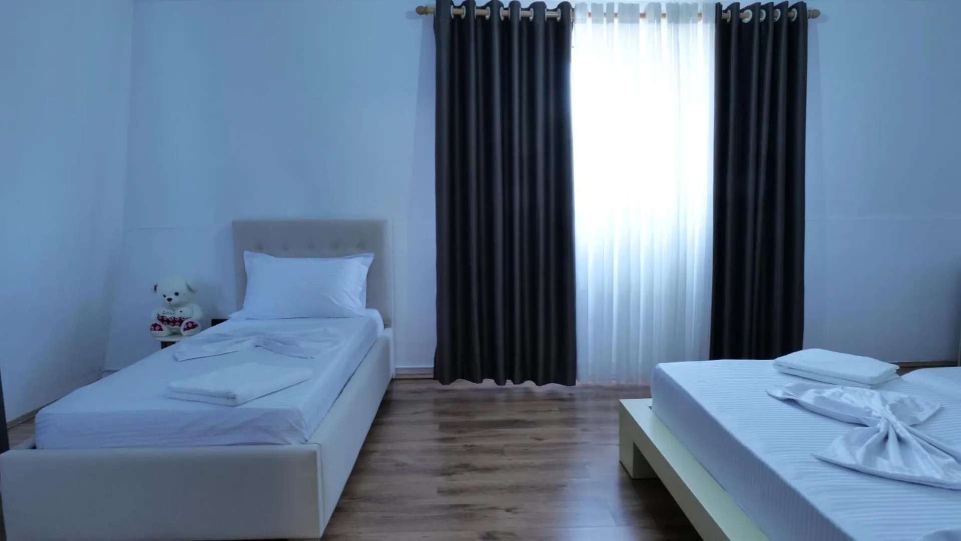 Tirana View Spacious Apartment 07